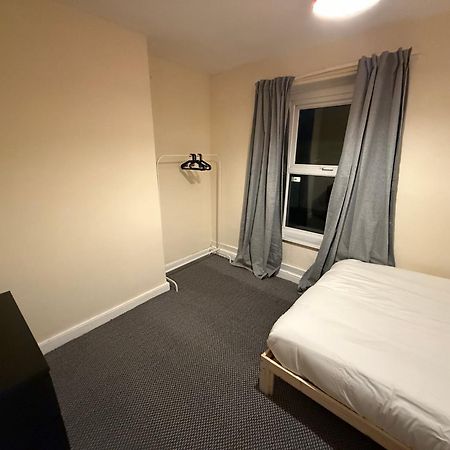 The Phoenix Inn نيوبورت المظهر الخارجي الصورة